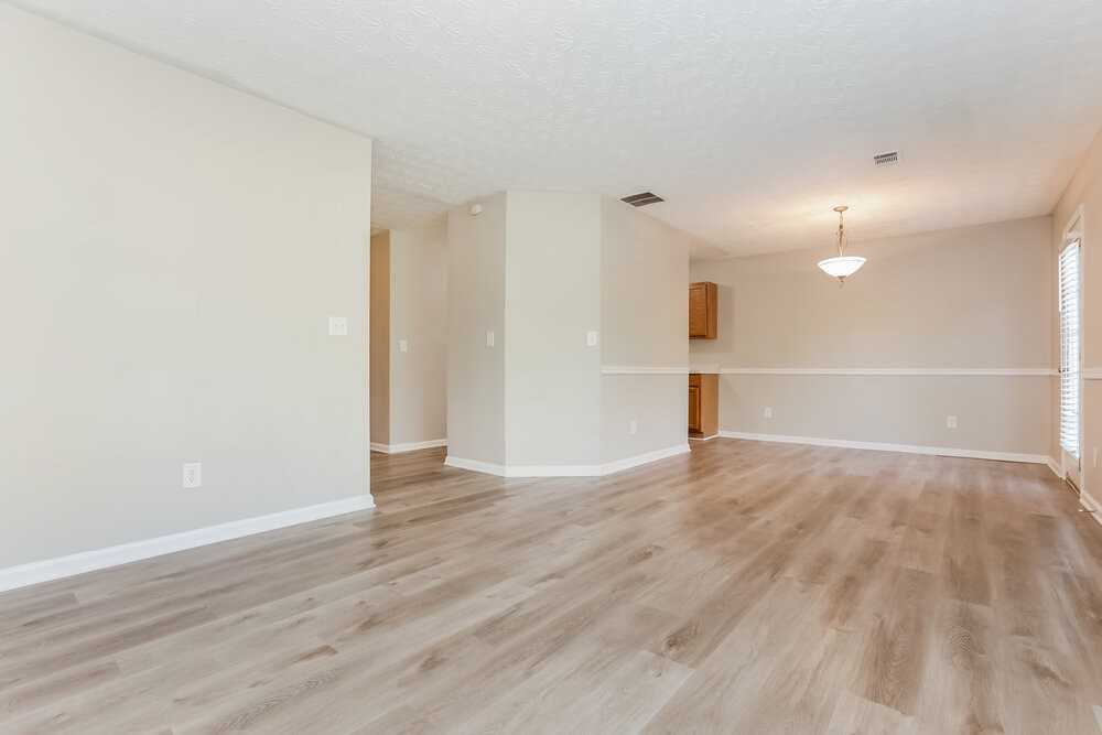 6050 Flagstaf Walk - Photo 5 of 17