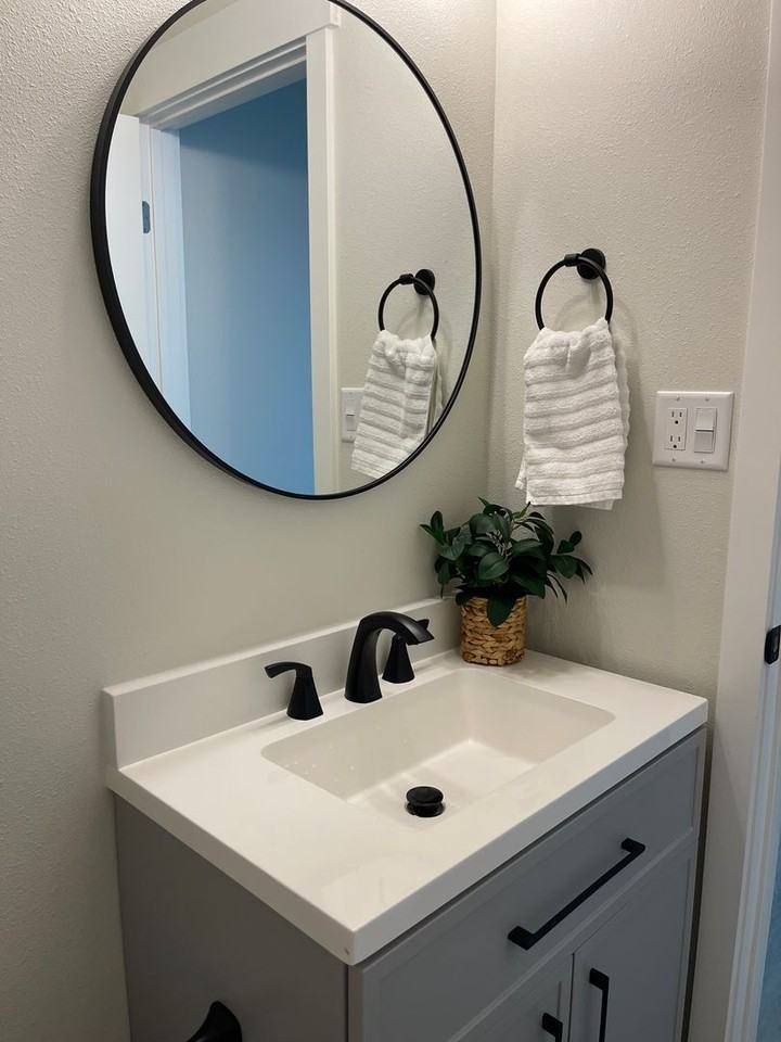 2128 W Broadway - Photo 7 of 27