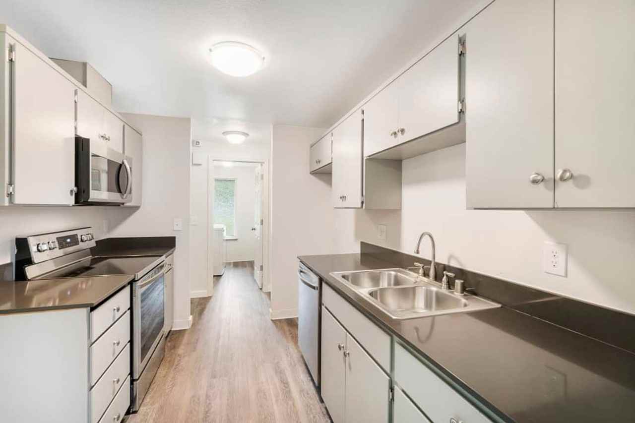 McKinley Court - Photo 6 of 35