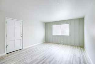 1330 S 30th Ave - Photo 1 of 1