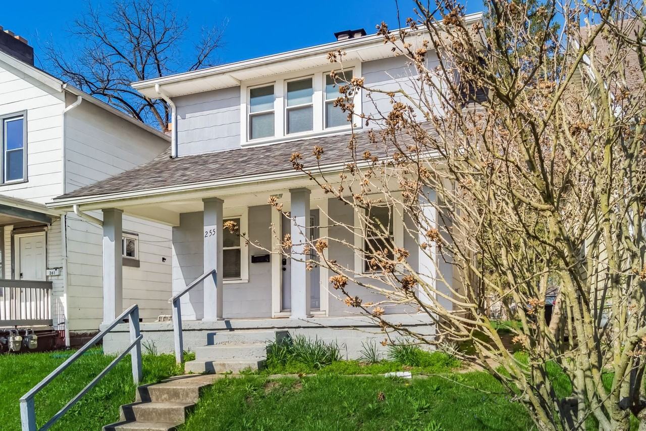 255 Belvidere Ave - Photo 3 of 23