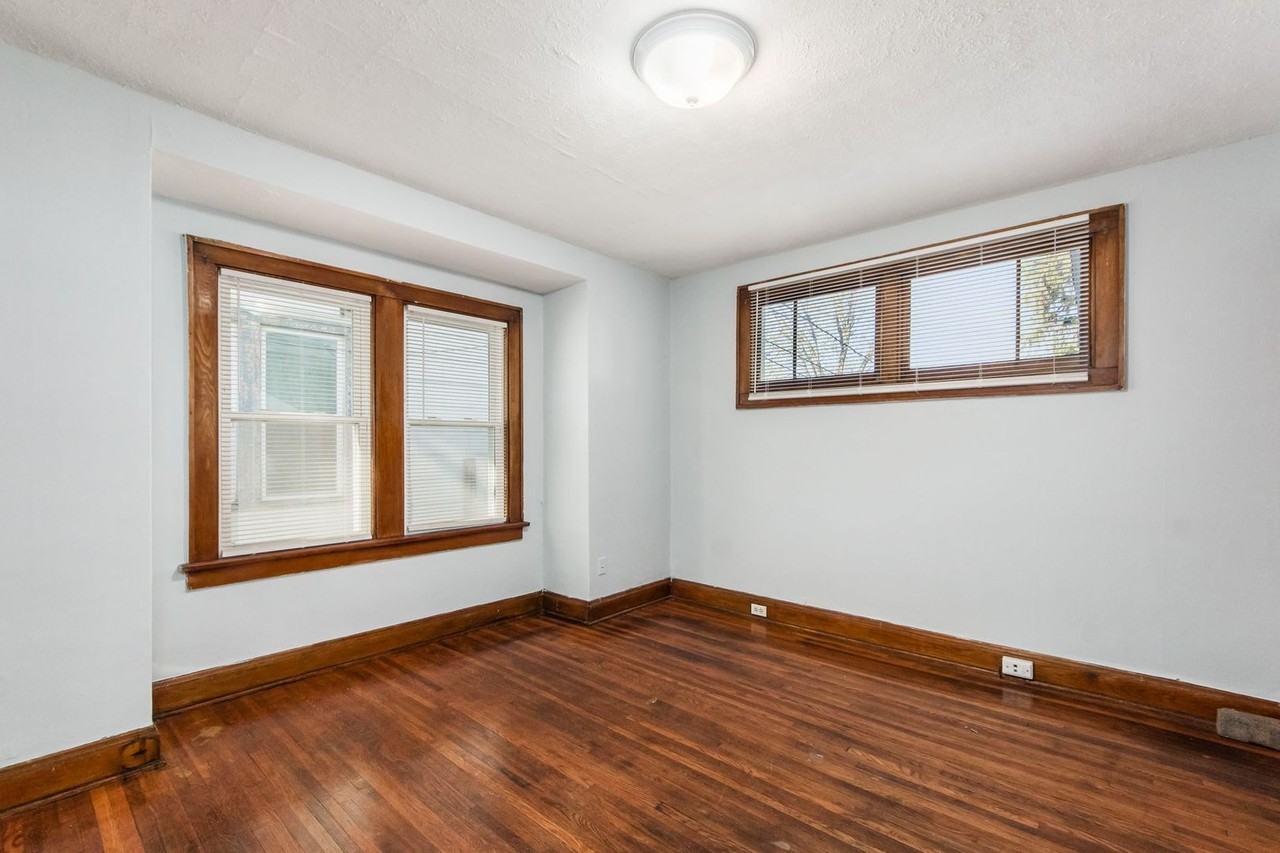 255 Belvidere Ave - Photo 6 of 22