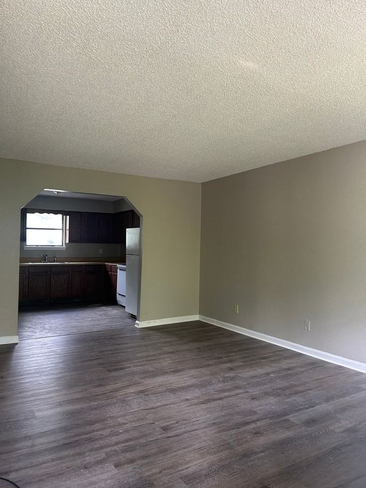 369 Keller Rd - Photo 5 of 9