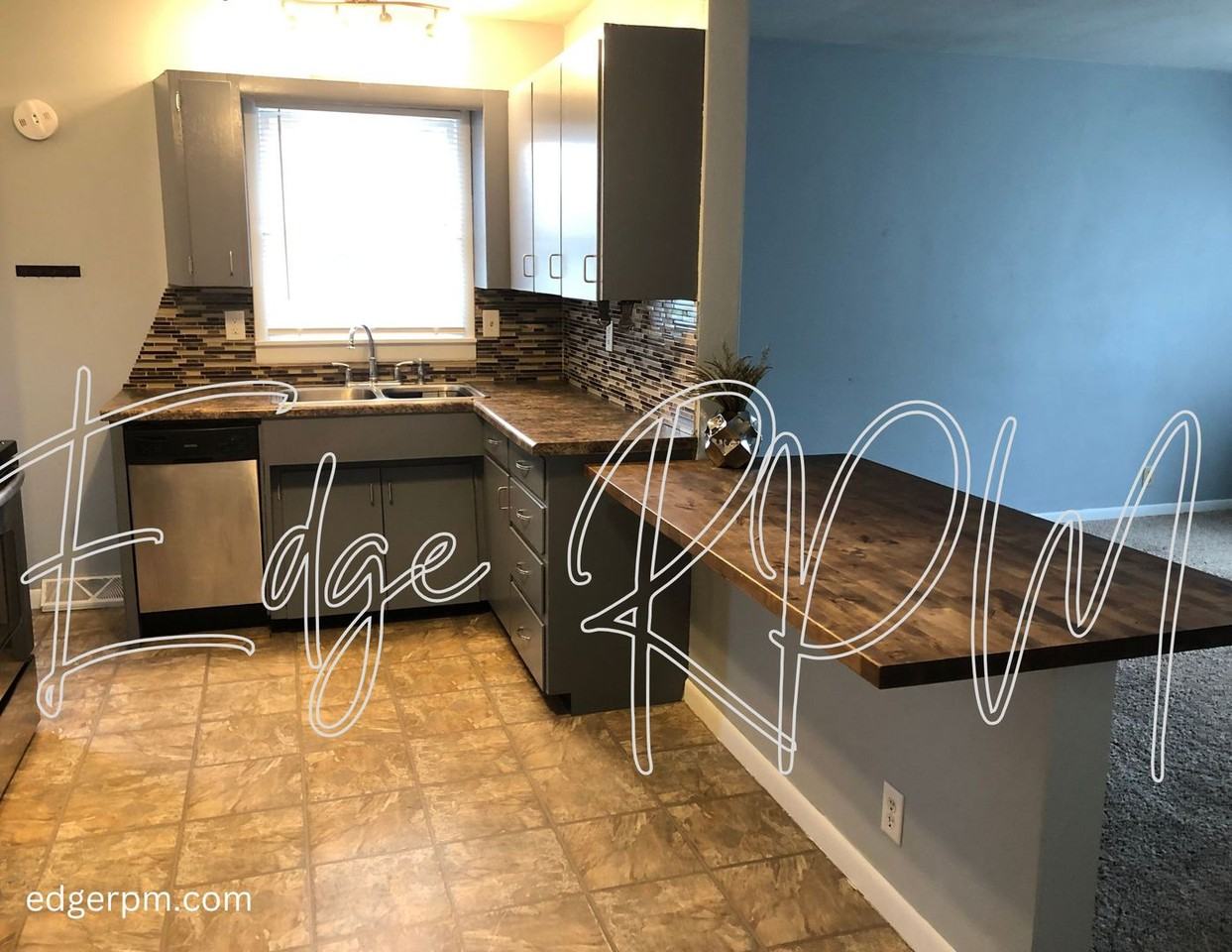 508 Hartman Ave - Photo 2 of 21