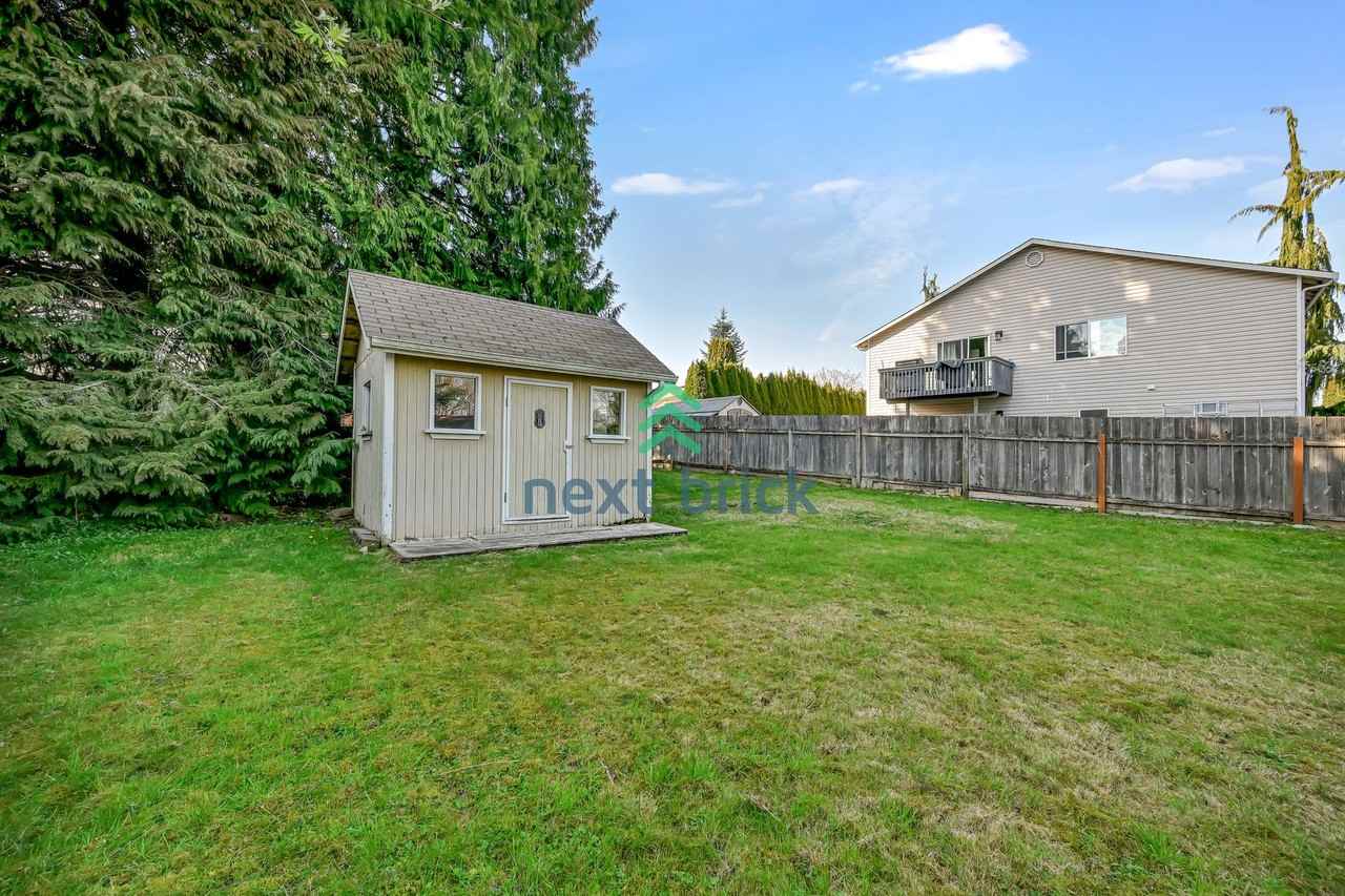 9320 1st Ave Se - Photo 2 of 28