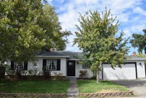 featured image of 1121 School Street