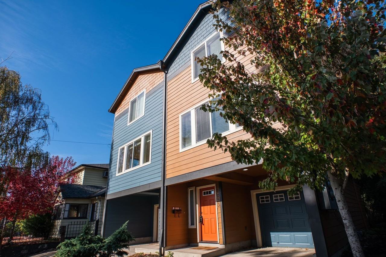 1033 N Church St - Photo 6 of 50