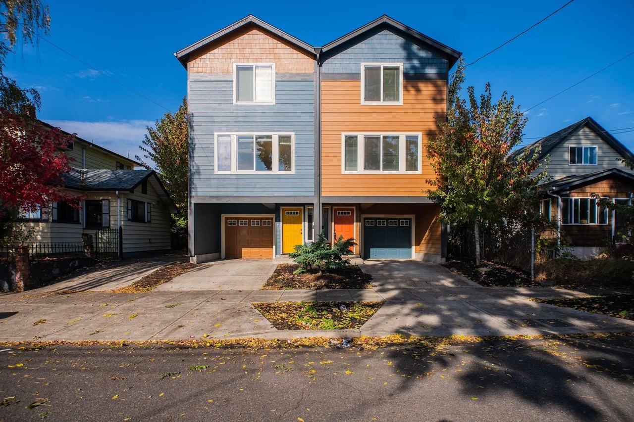 1033 N Church St - Photo 5 of 50