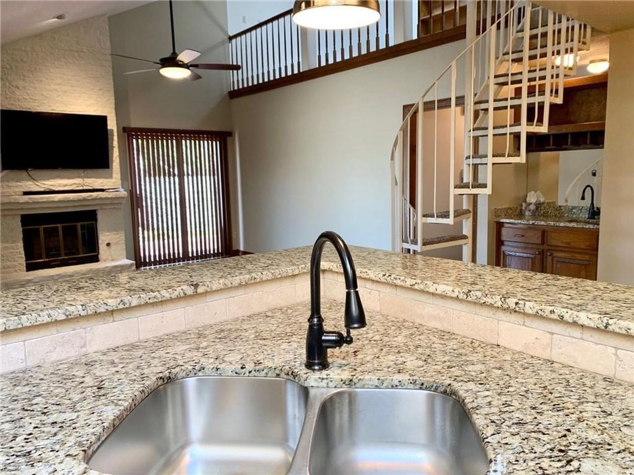 3800 Havenbrook Cir - Photo 7 of 18
