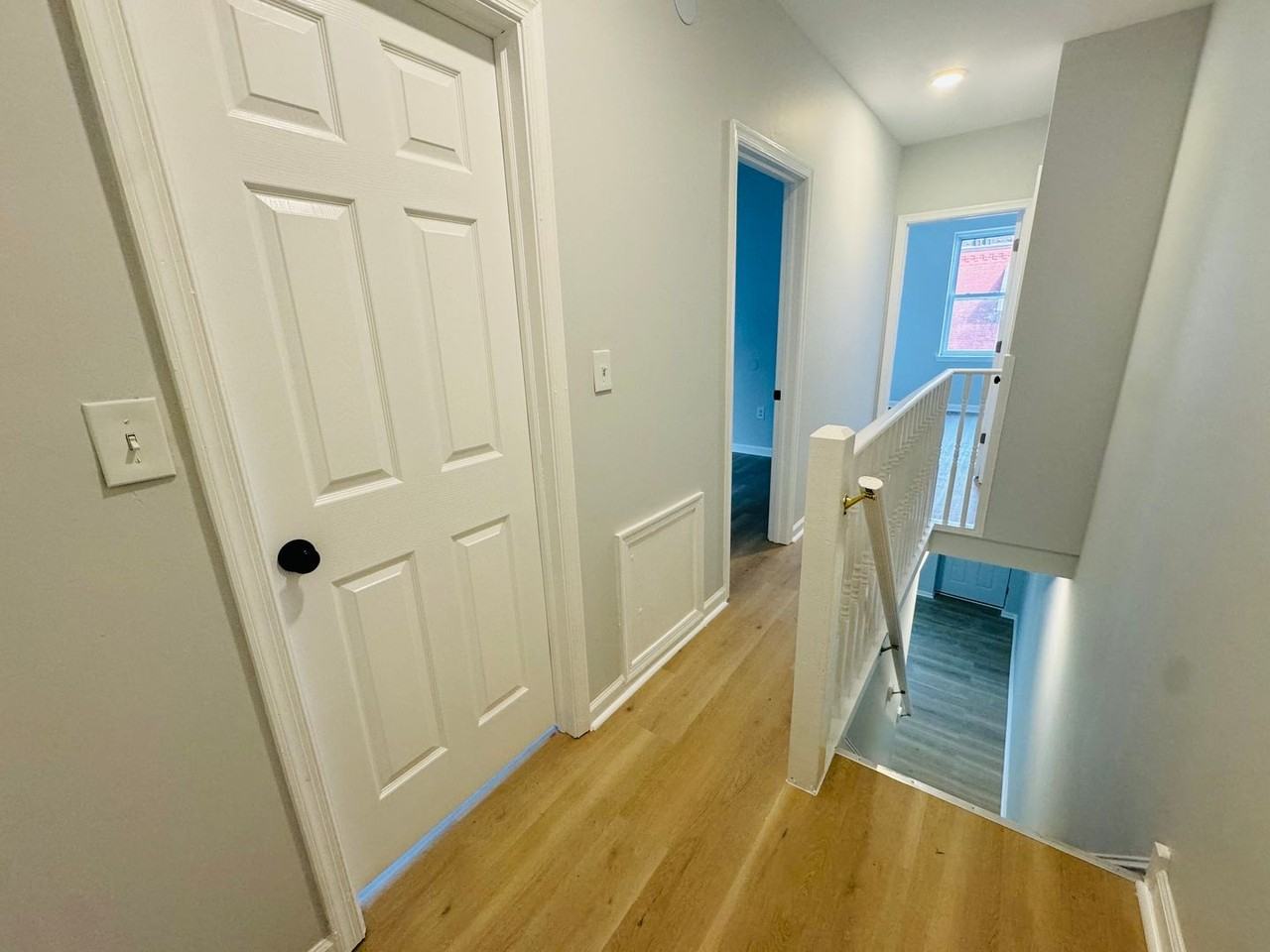 2562 N Chadwick St - Photo 2 of 16