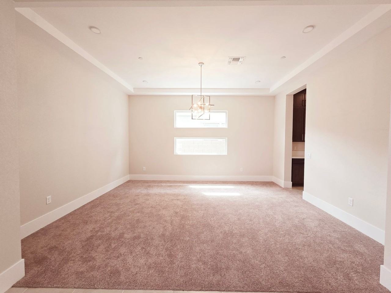 5103 Slatestone St - Photo 5 of 50