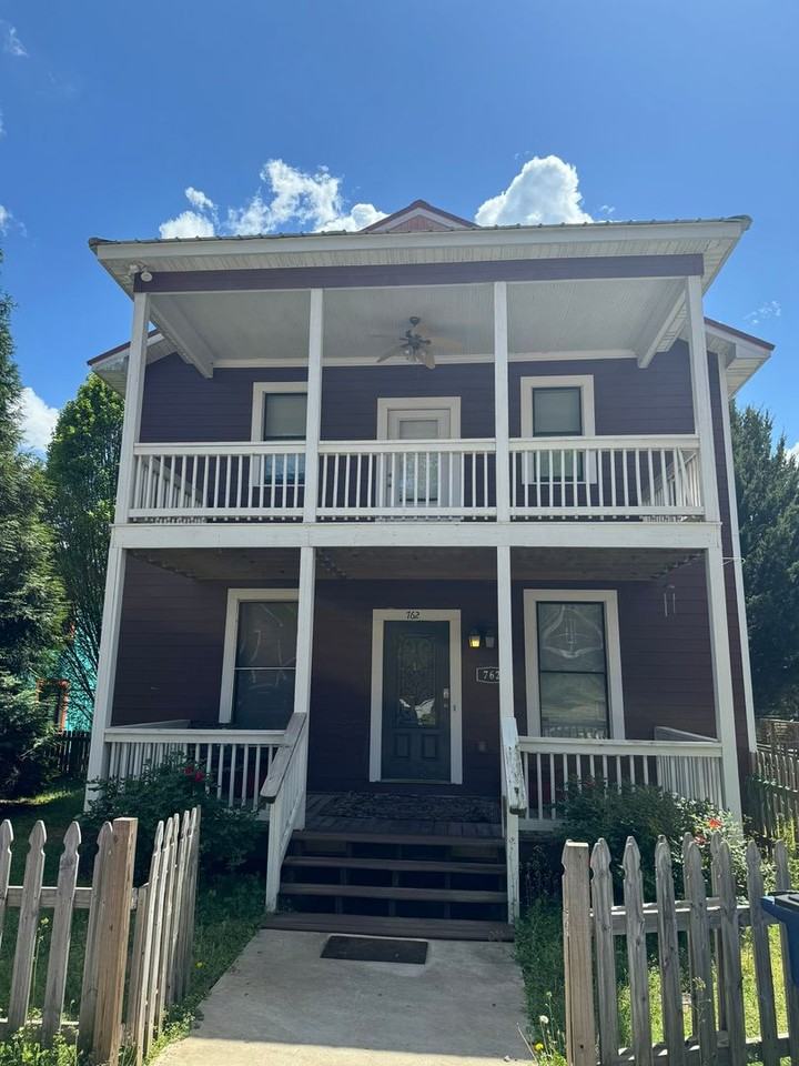 762 Barber Street - Photo 2 of 22