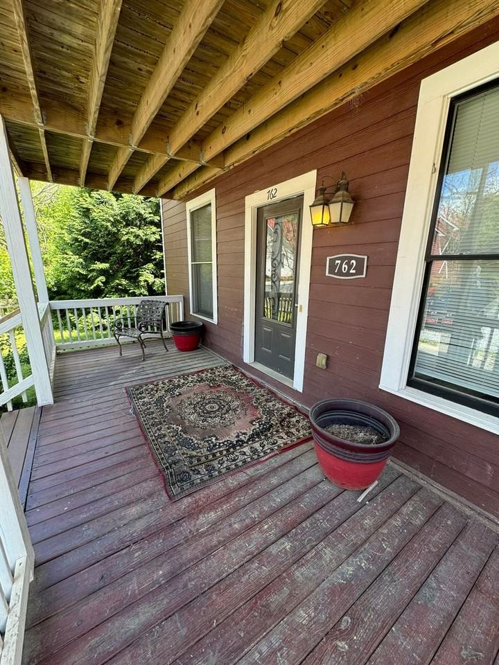 762 Barber Street - Photo 3 of 22