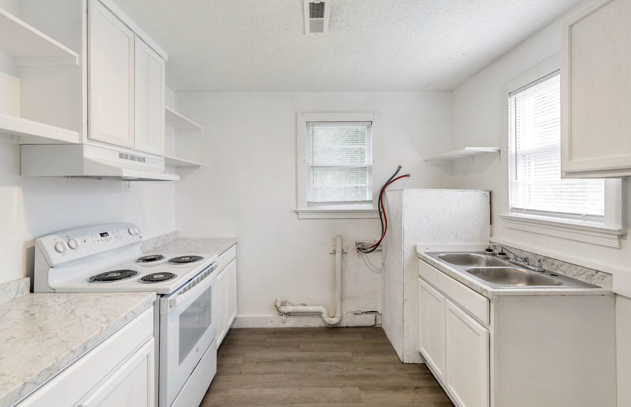 1941 Clements Ave - Photo 4 of 16