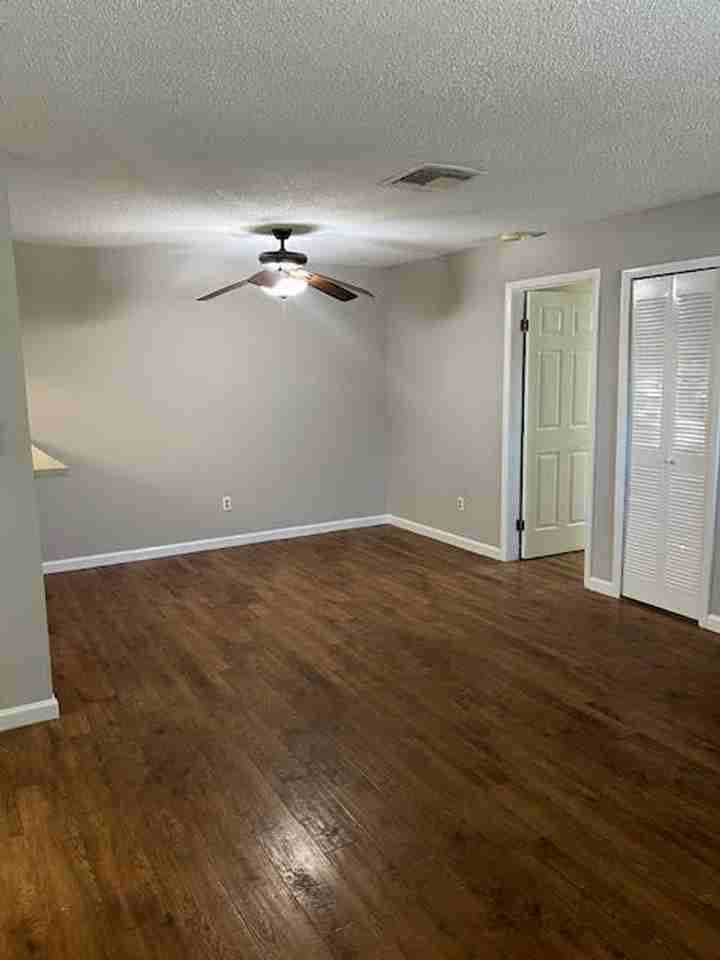 1538 Sophie Blvd - Photo 2 of 15