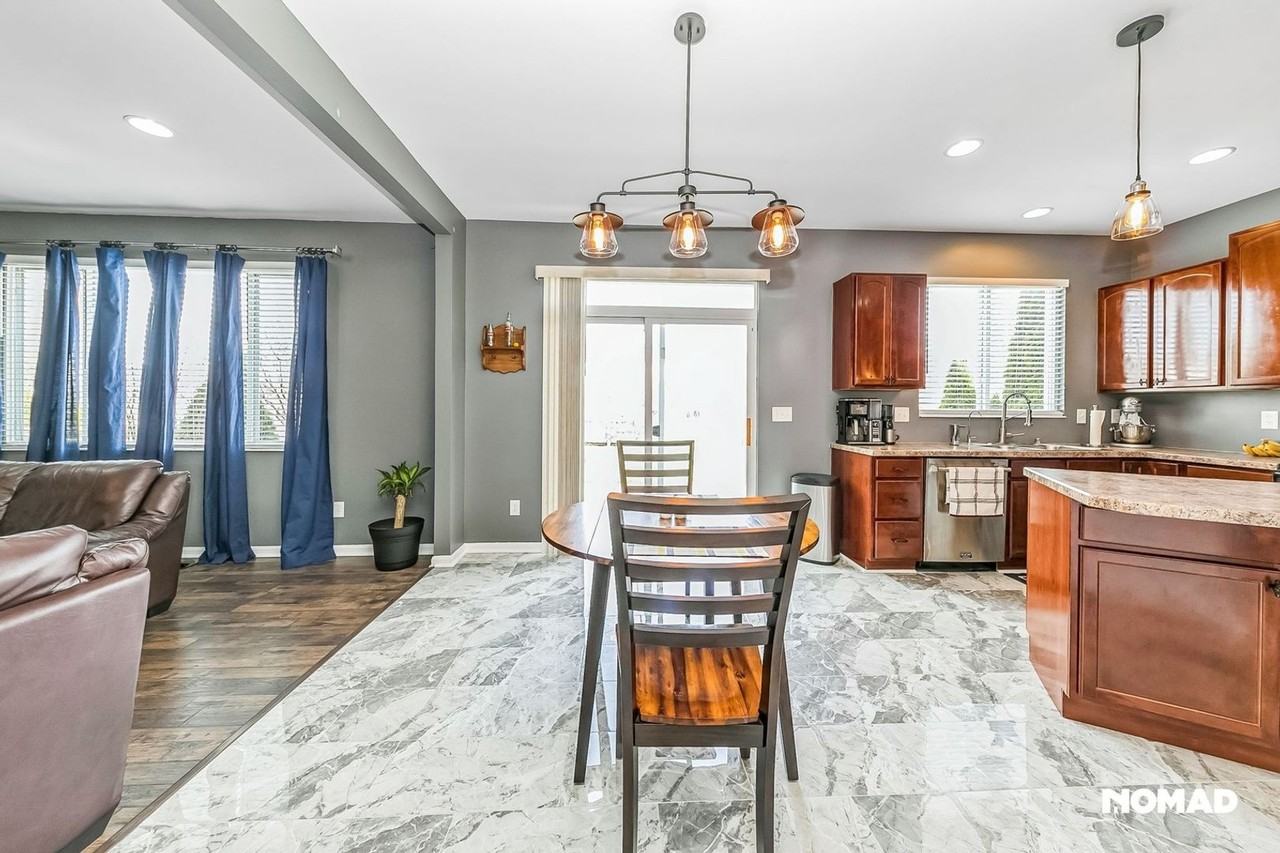 2638 Hazelnut Ct - Photo 6 of 31