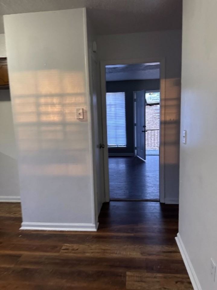 1715 6th Place Cir Nw - Photo 5 of 18