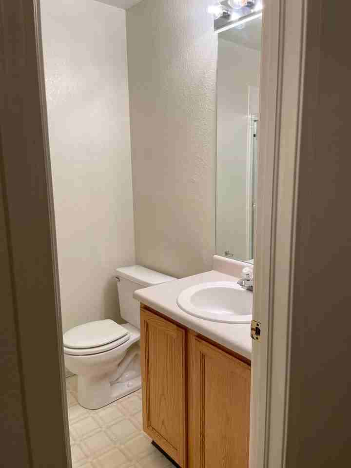 2950 Neil Dr #8 - Photo 6 of 32