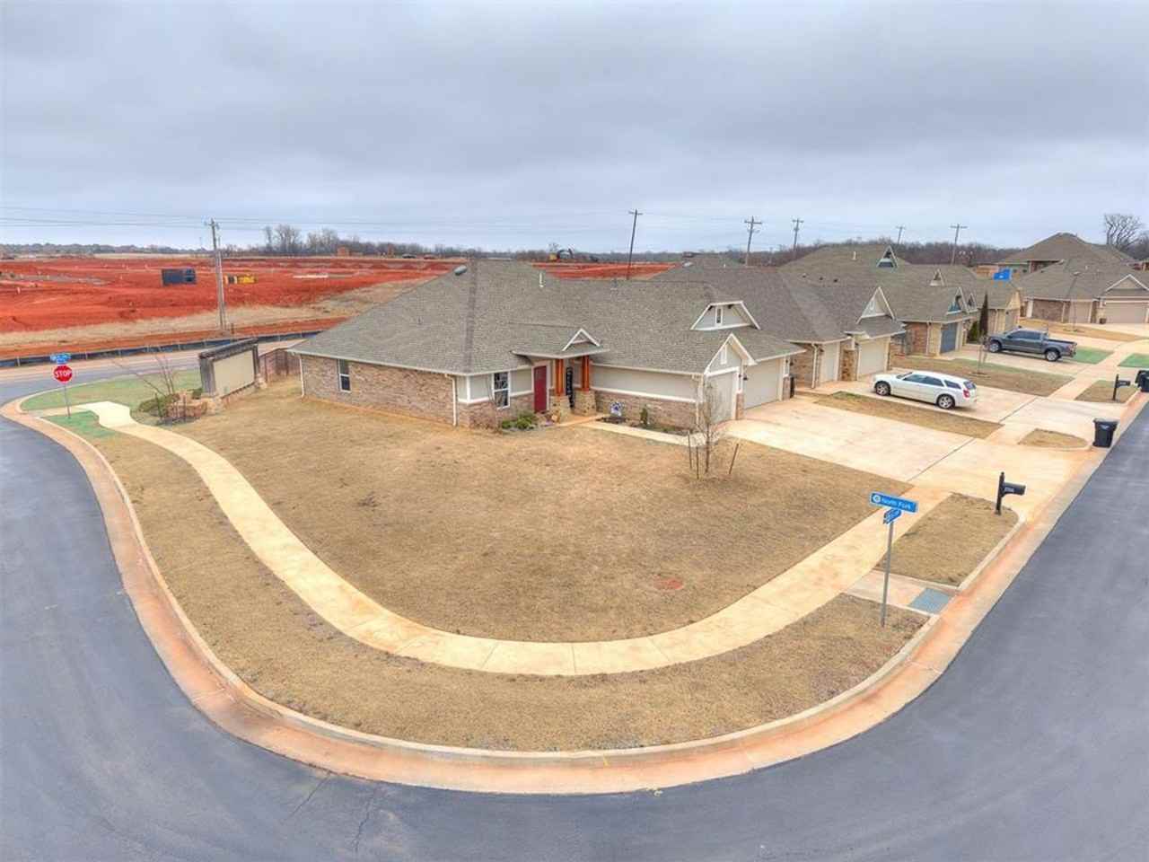 2701 Se 20th Cir - Photo 3 of 44