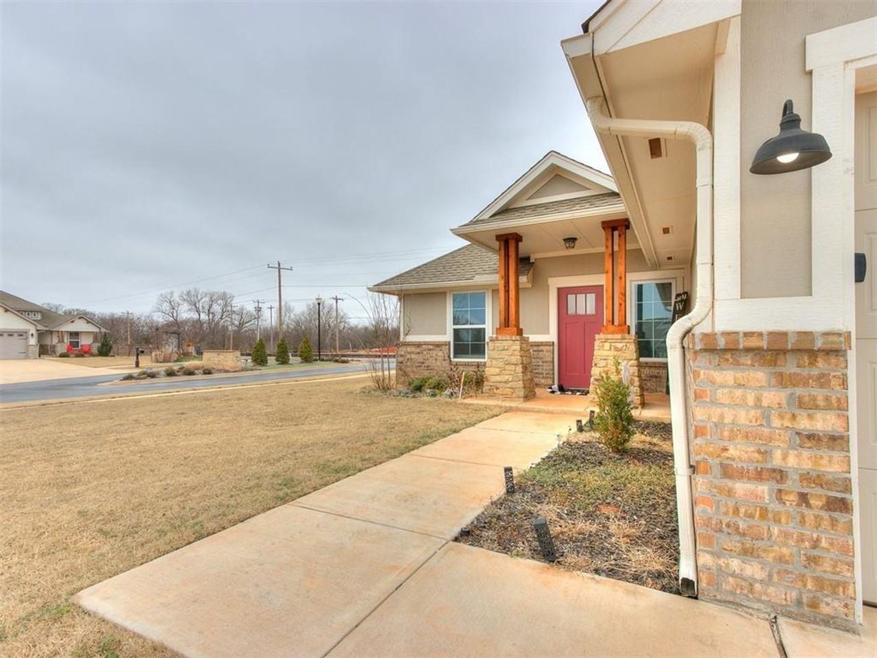 2701 Se 20th Cir - Photo 7 of 44