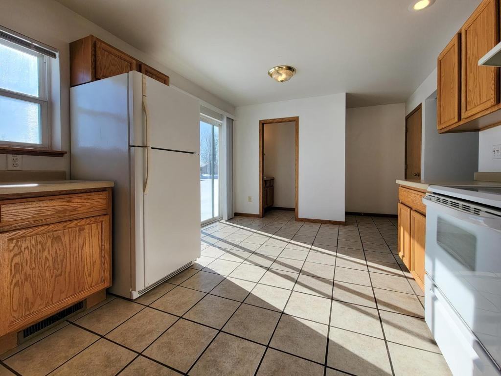 6905 Feith Ave - Photo 2 of 20