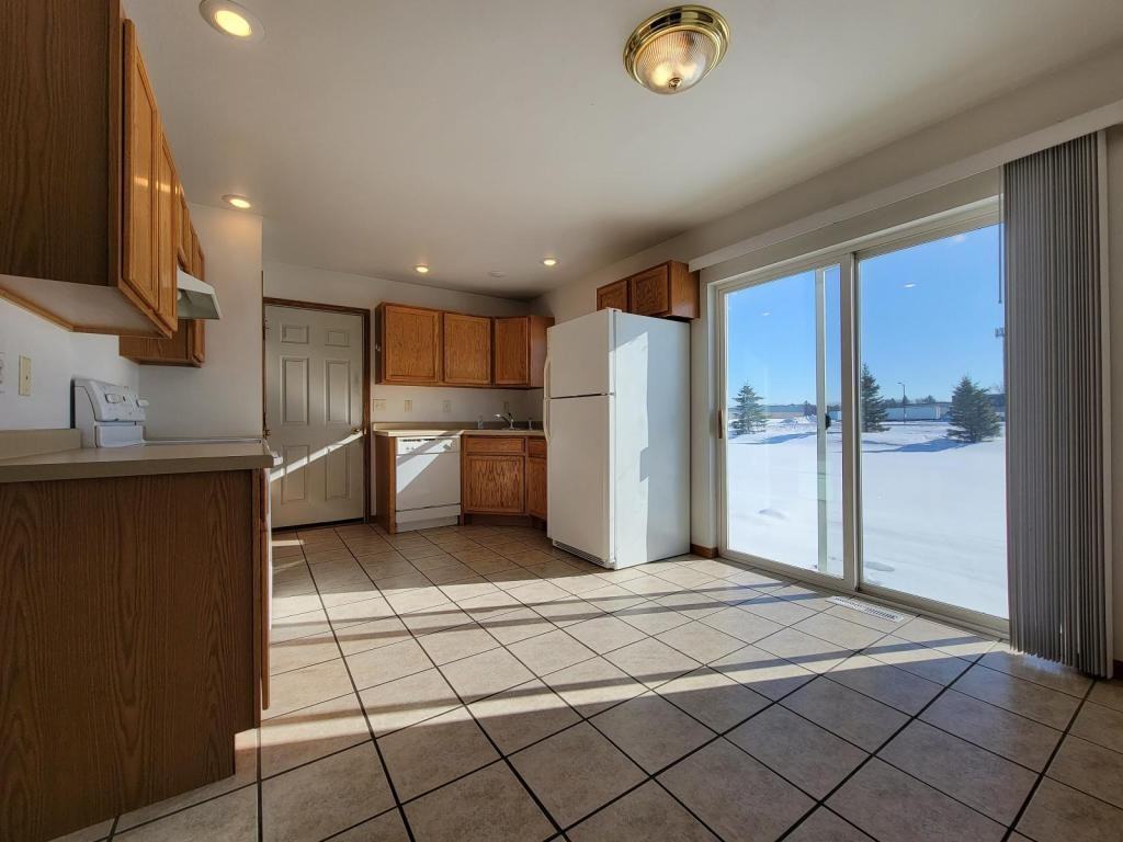 6905 Feith Ave - Photo 4 of 20
