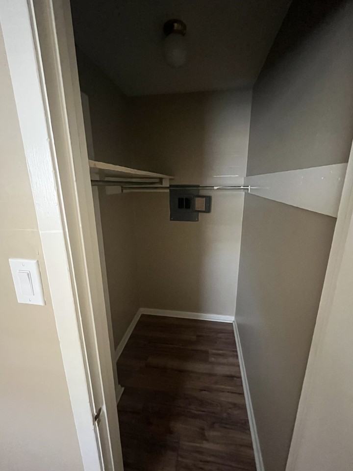 1015 Wells Cir #38 - Photo 6 of 11