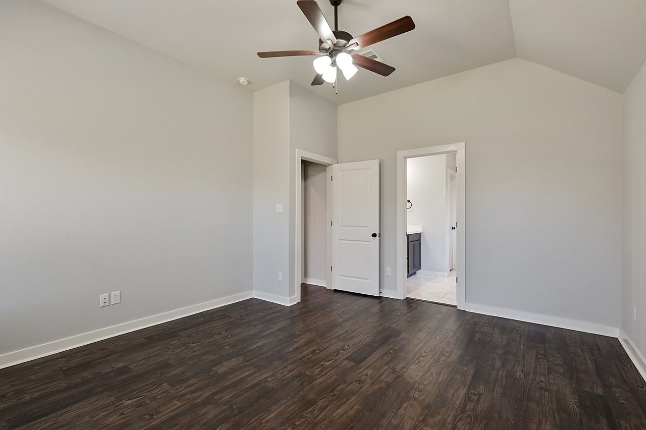 3409 Alsace Ct - Photo 6 of 21
