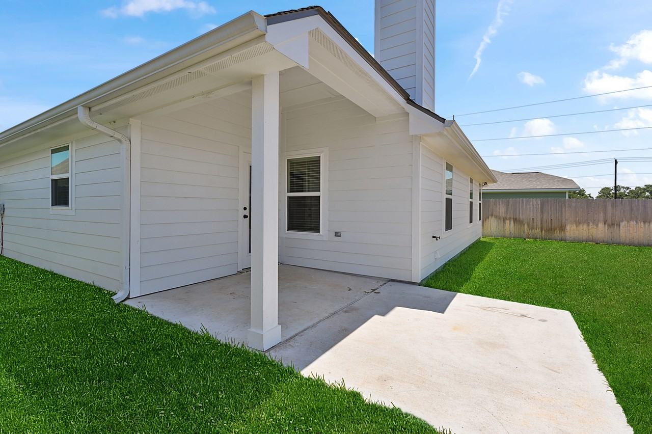 3409 Alsace Ct - Photo 5 of 21