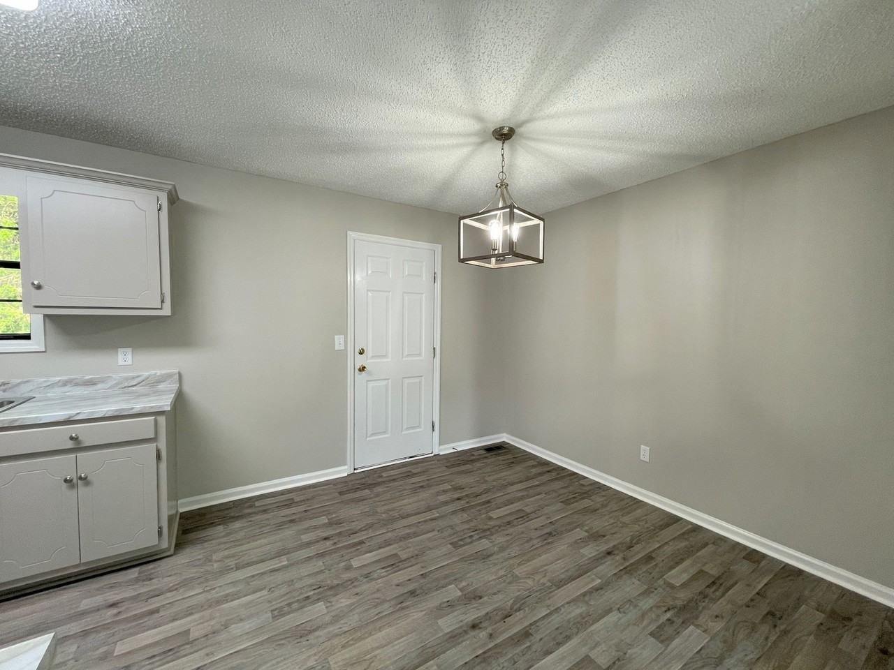 160 Guy Wilson Rd - Photo 5 of 24