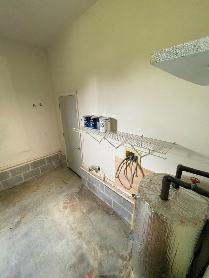 160 Guy Wilson Rd - Photo 7 of 24