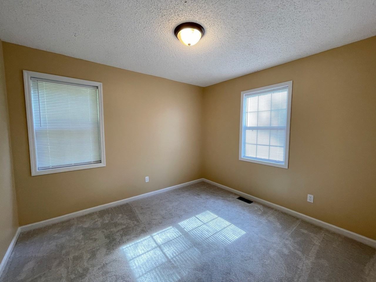 160 Guy Wilson Rd - Photo 2 of 24