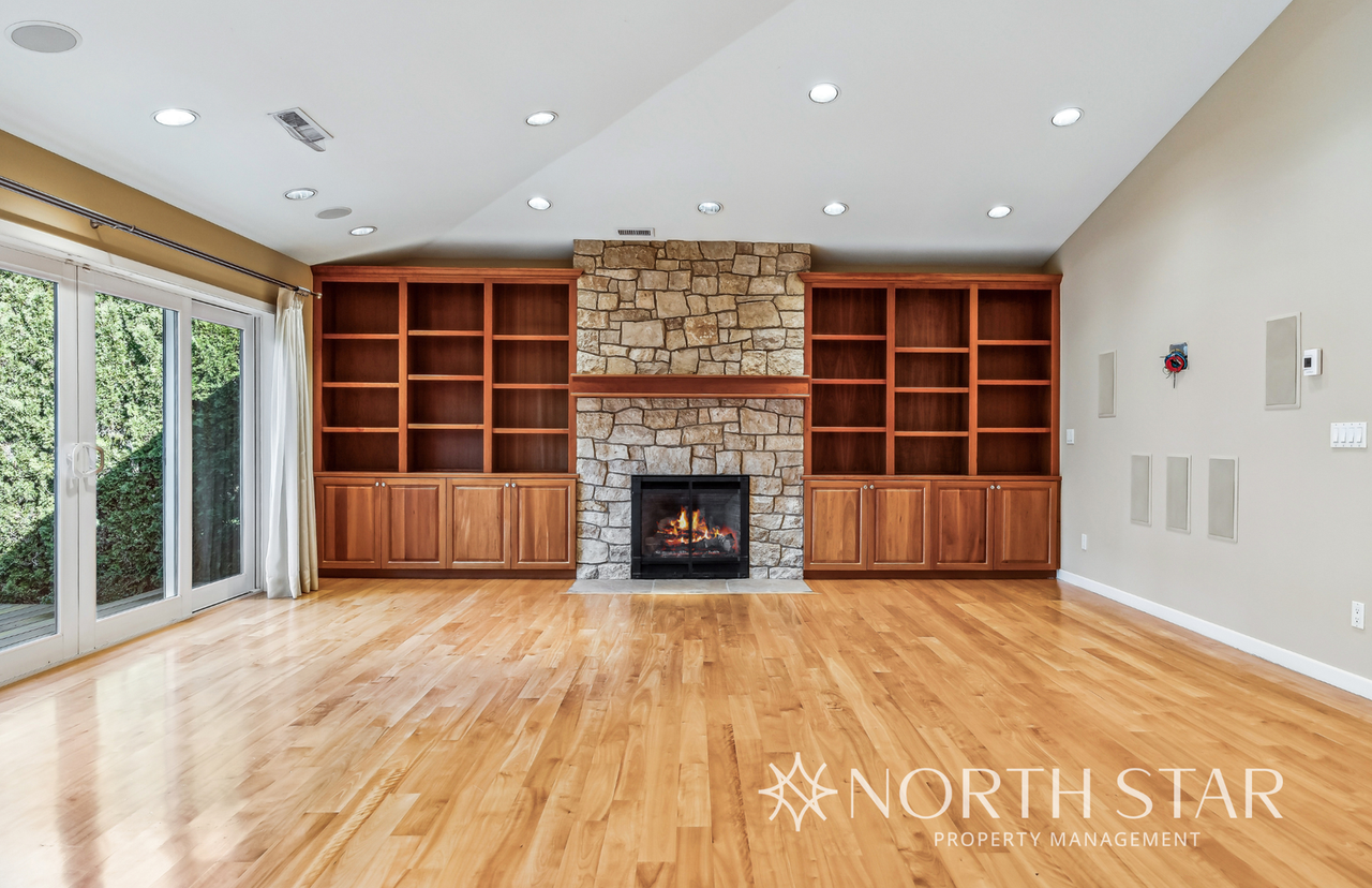 17349 Kelok Rd - Photo 3 of 42