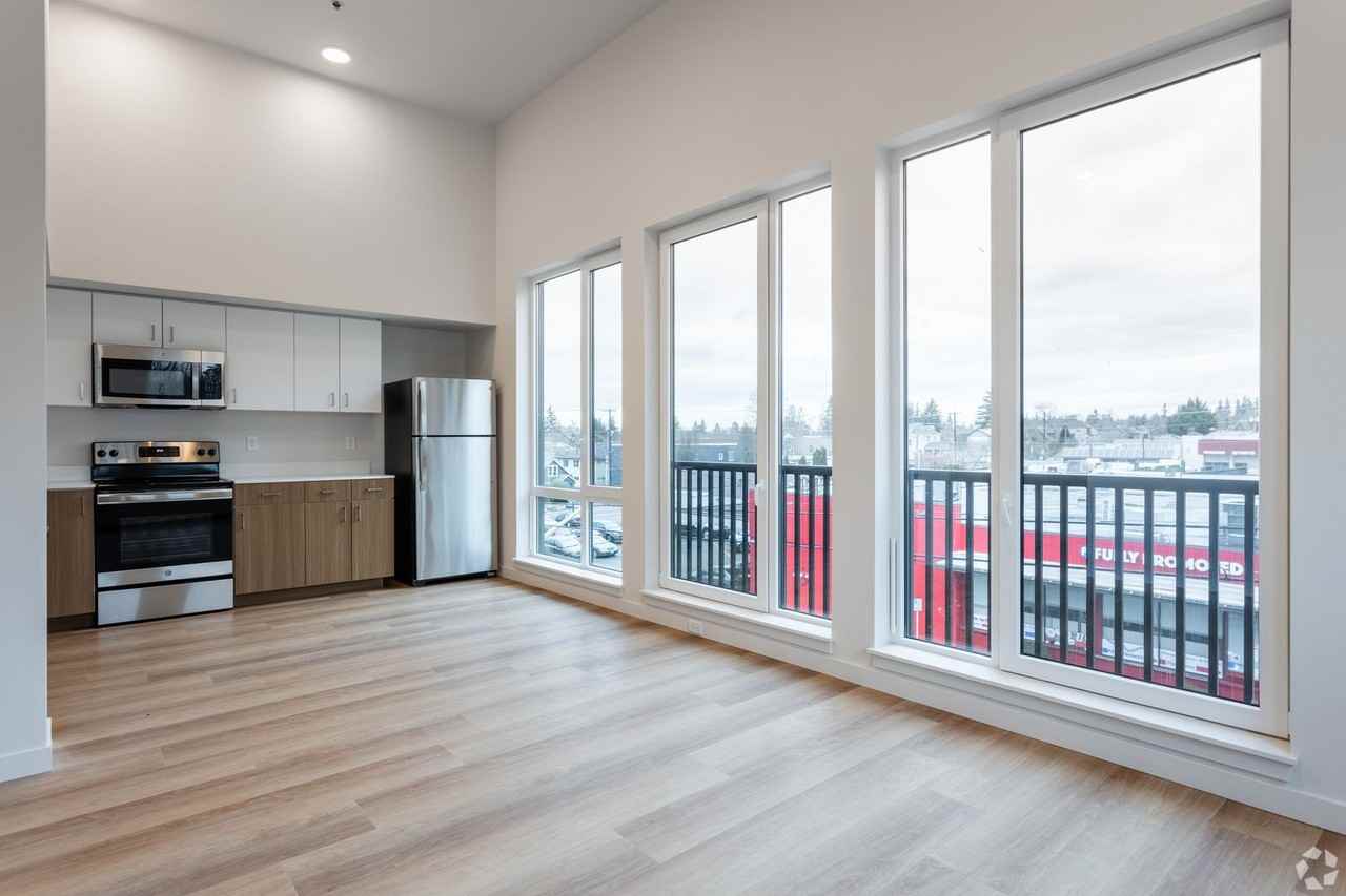 Navalia Apartments - Photo 2 of 20