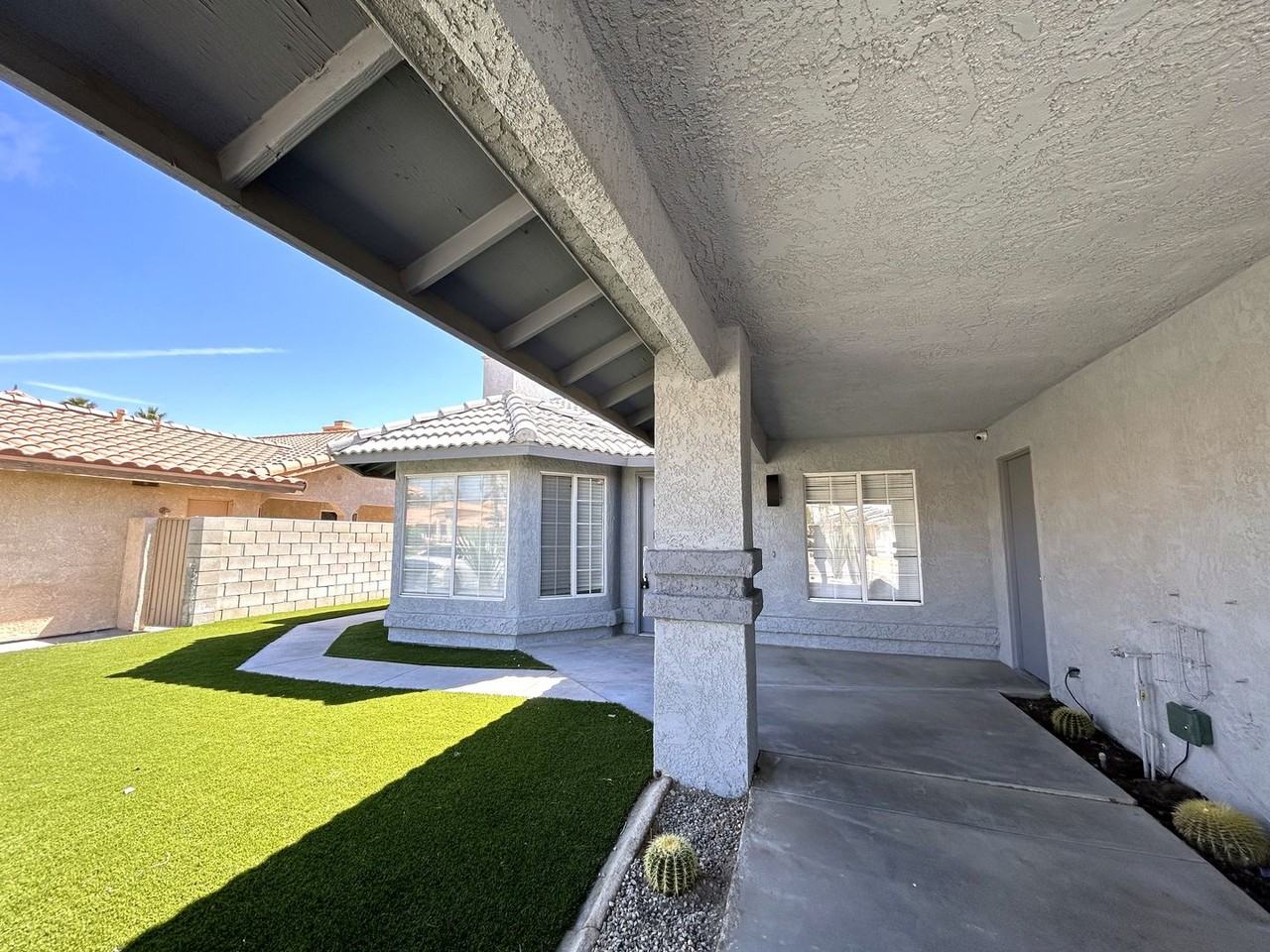 68665 Risueno Rd - Photo 2 of 36