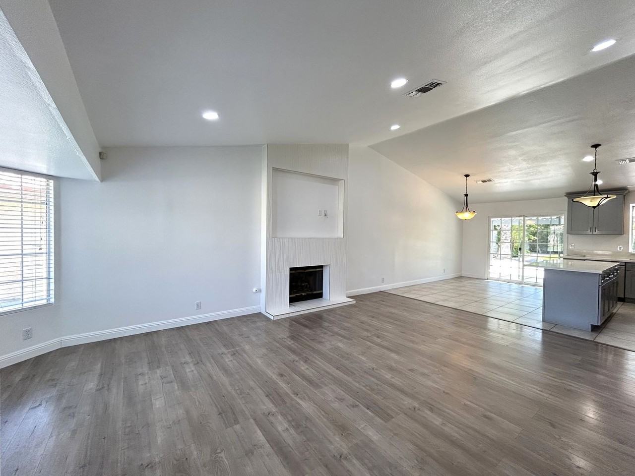 68665 Risueno Rd - Photo 6 of 36