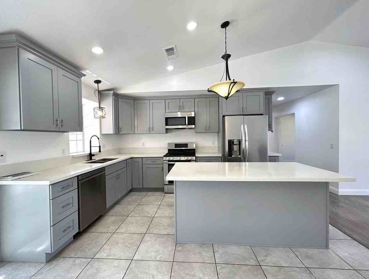 68665 Risueno Rd - Photo 7 of 36