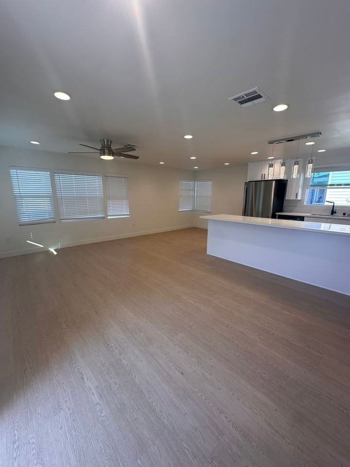 4920 63rd St. - Photo 5 of 29