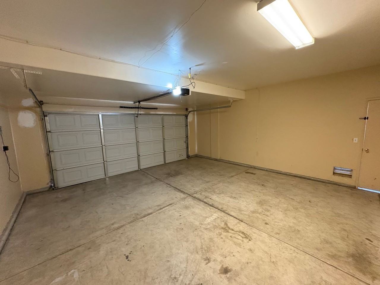 312 W Reese Ave - Photo 3 of 43