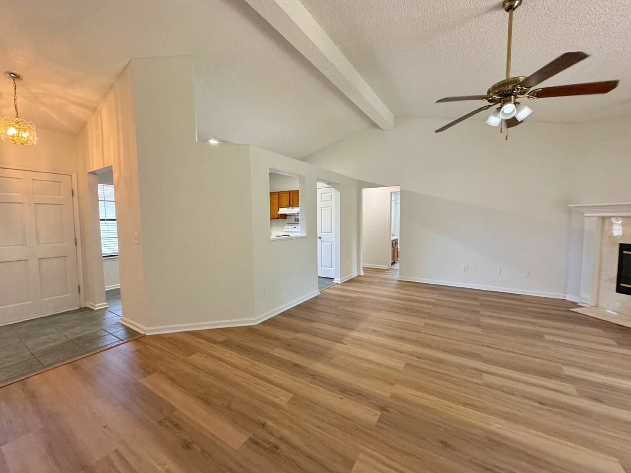 2086 Magnus Ln - Photo 5 of 30