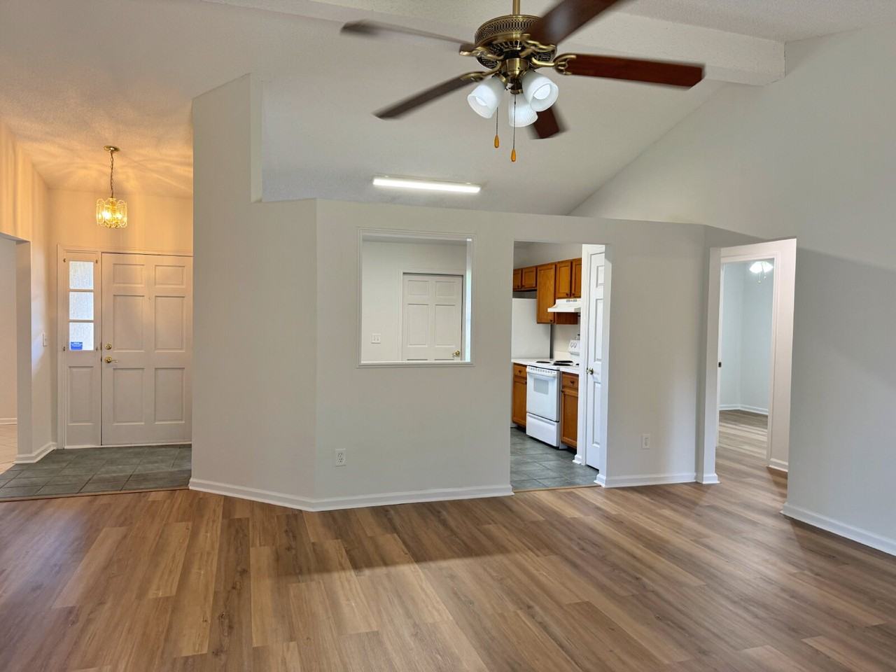 2086 Magnus Ln - Photo 6 of 30