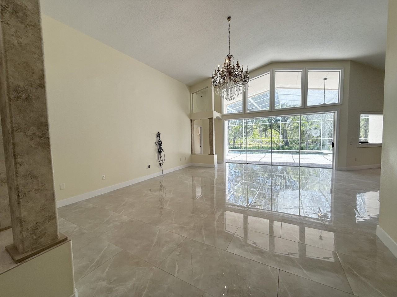 1024 Hagen Dr - Photo 7 of 45