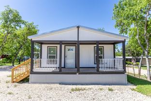 193 Live Oaks St #1 - Photo 1 of 1