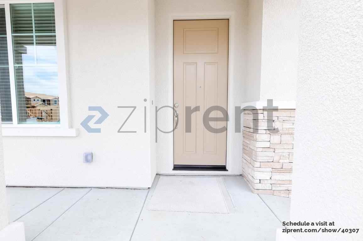 905 Mirage Ln - Photo 4 of 40