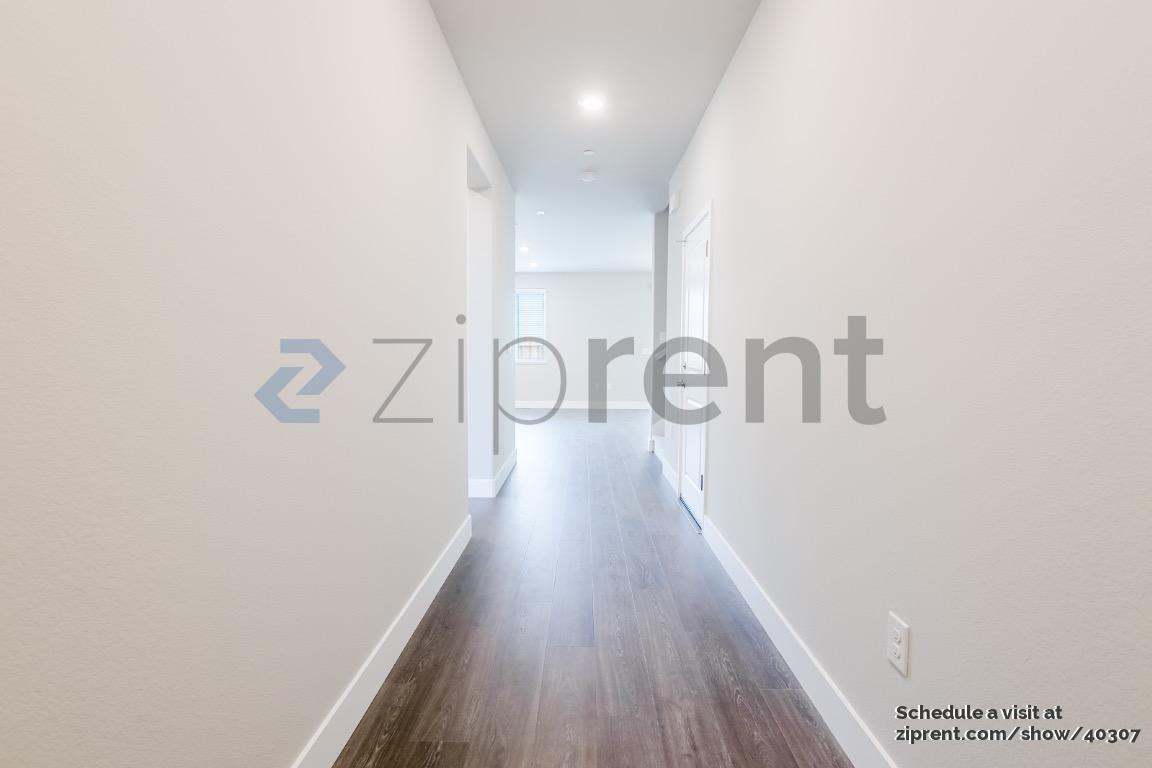 905 Mirage Ln - Photo 5 of 40