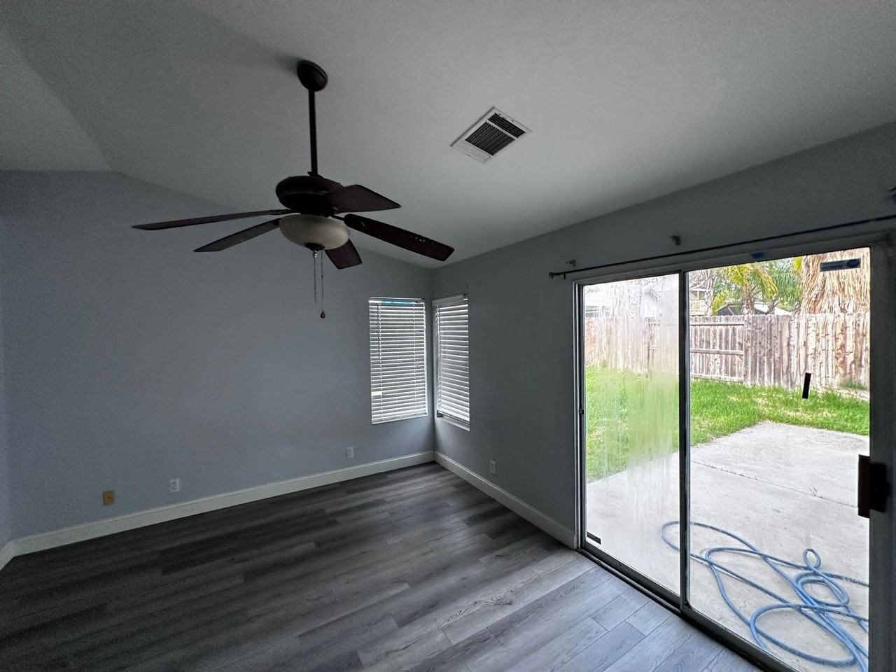 11510 Bay Meadows Ln - Photo 6 of 8