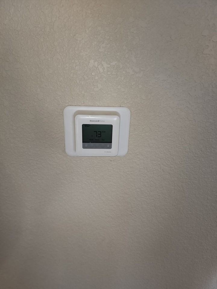 1344 Sunrise Ave - Photo 7 of 21
