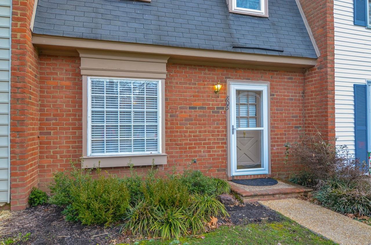 805 London Company Way - Photo 3 of 30