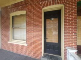 featured image of 323 N Franklin St
