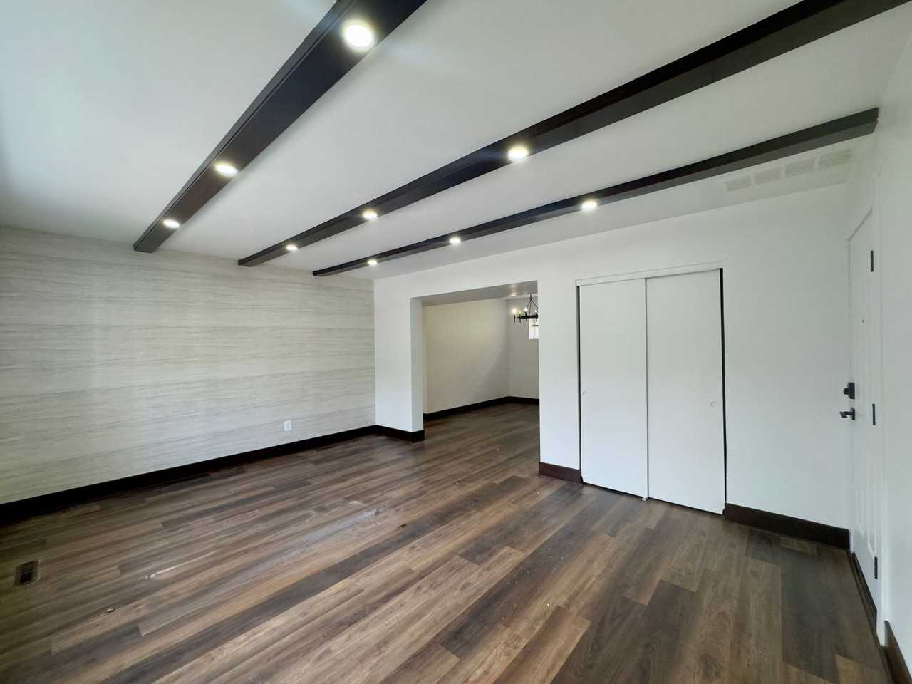 4000 - 4014 Linkwood Road - Photo 3 of 24